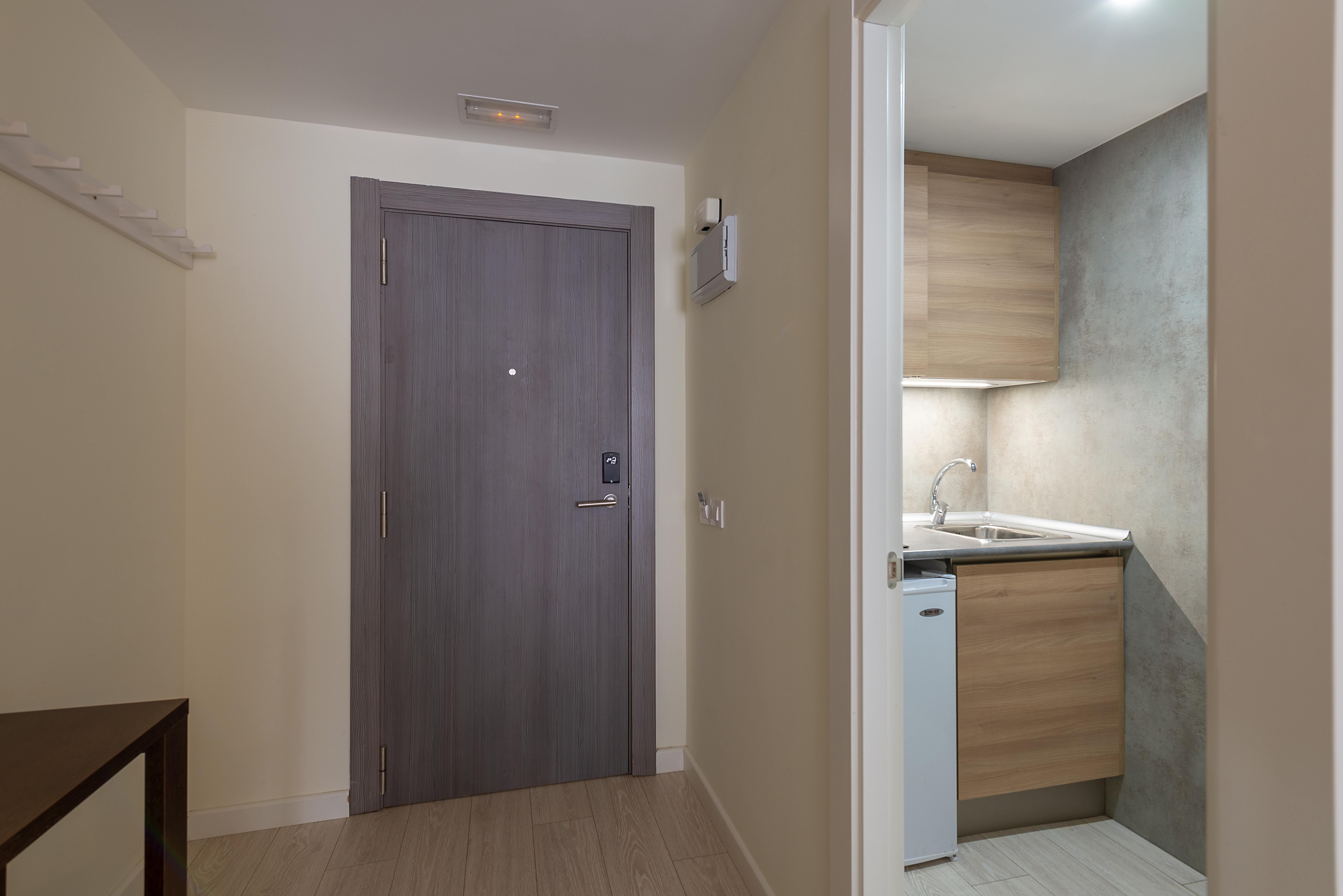 Apartamentos Recoletos Madrid Eksteriør billede
