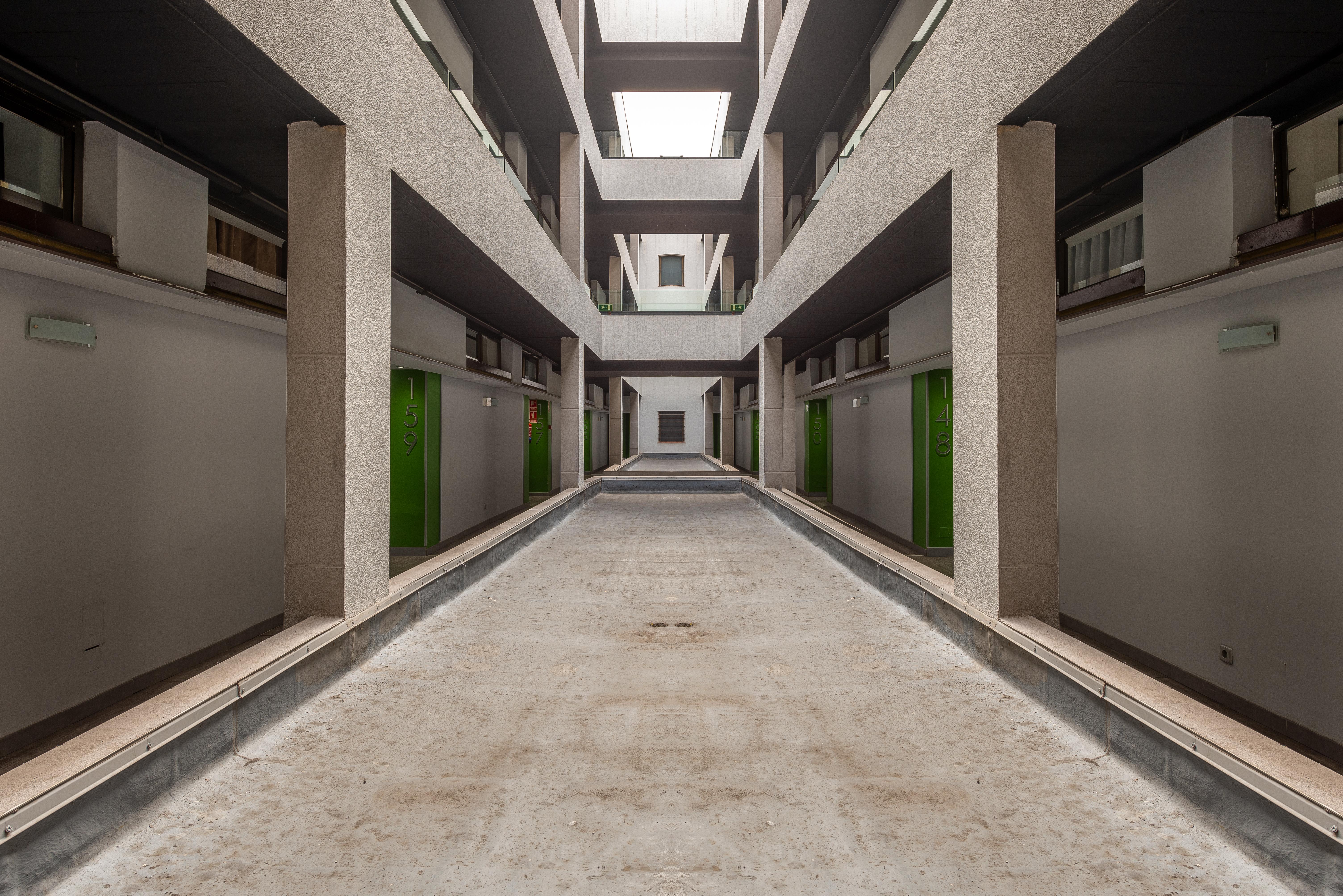 Apartamentos Recoletos Madrid Eksteriør billede