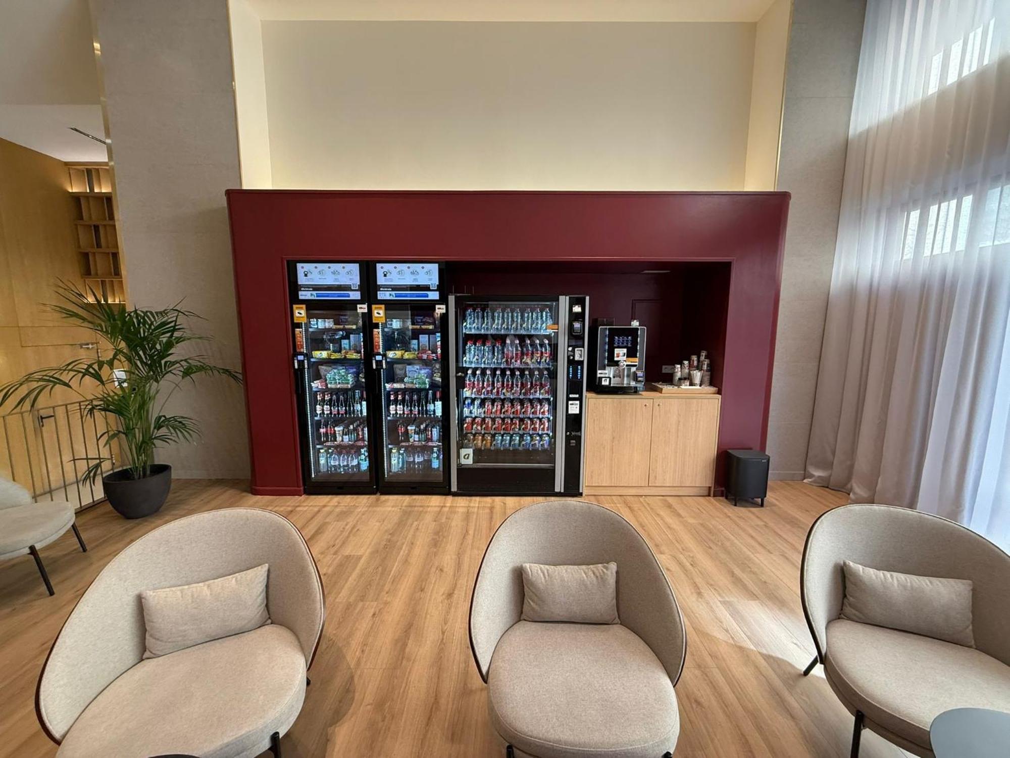 Apartamentos Recoletos Madrid Eksteriør billede